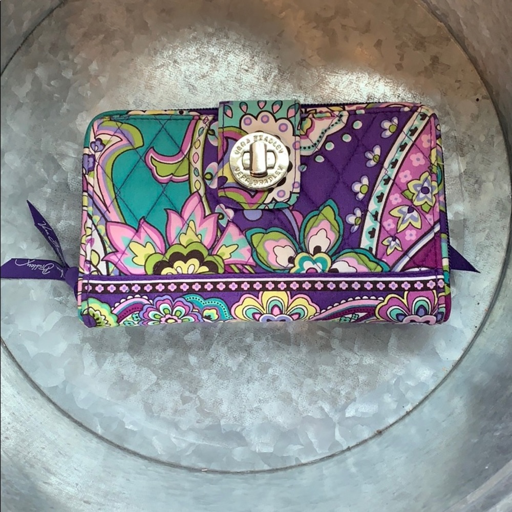 Vera Bradley turnlock wallet